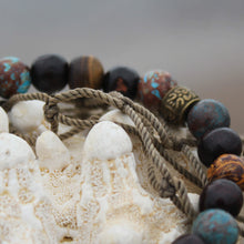 Load image into Gallery viewer, Wrist mala with cobra jasper close up